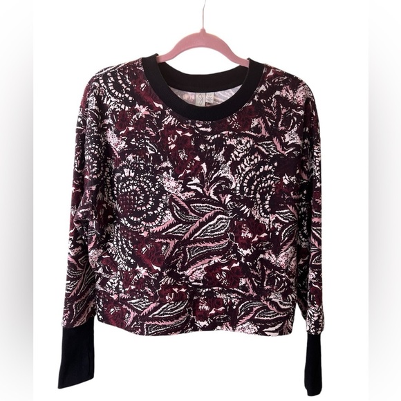 JOIE Caleigh Cropped Sweatshirt in Burgundy Abstract Print Size S - Picture 2 of 8